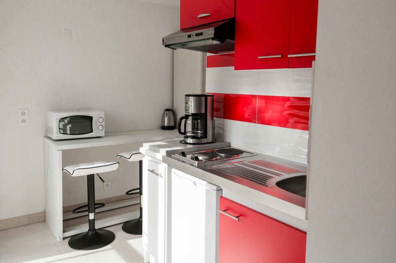 Hotel Et Appartements Reine D'Azur روكوبرُن كاب مارتي المظهر الخارجي الصورة